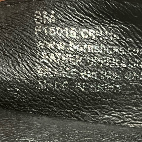 Women's Silver Flats - Picture 5 of 5